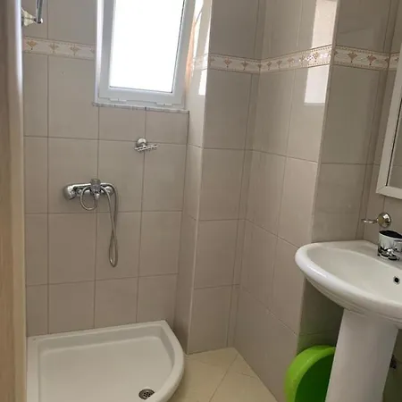 Apartamento Rezidenca E Kalter *