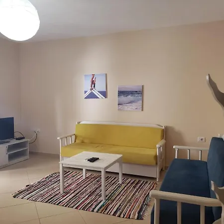Rezidenca E Kalter Appartement