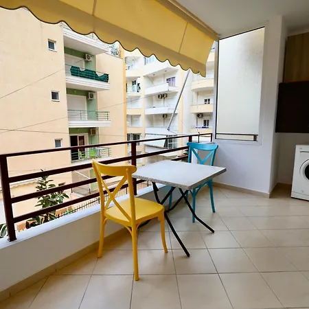 Rezidenca E Kalter Appartamento Sarandë