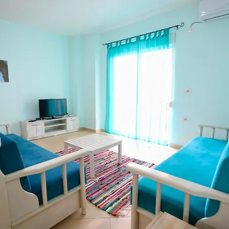 Rezidenca E Kalter Apartment